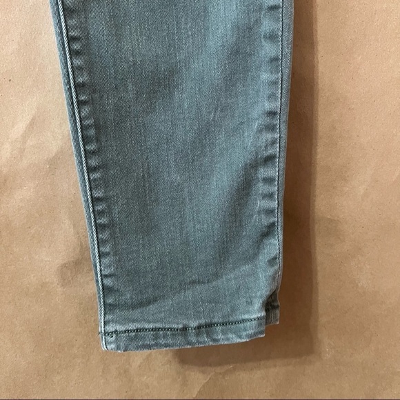 Madewell | 9" High Rise Skinny Jeans: Garment-Dyed Button-Front Edition Size 28 - Picture 9 of 16